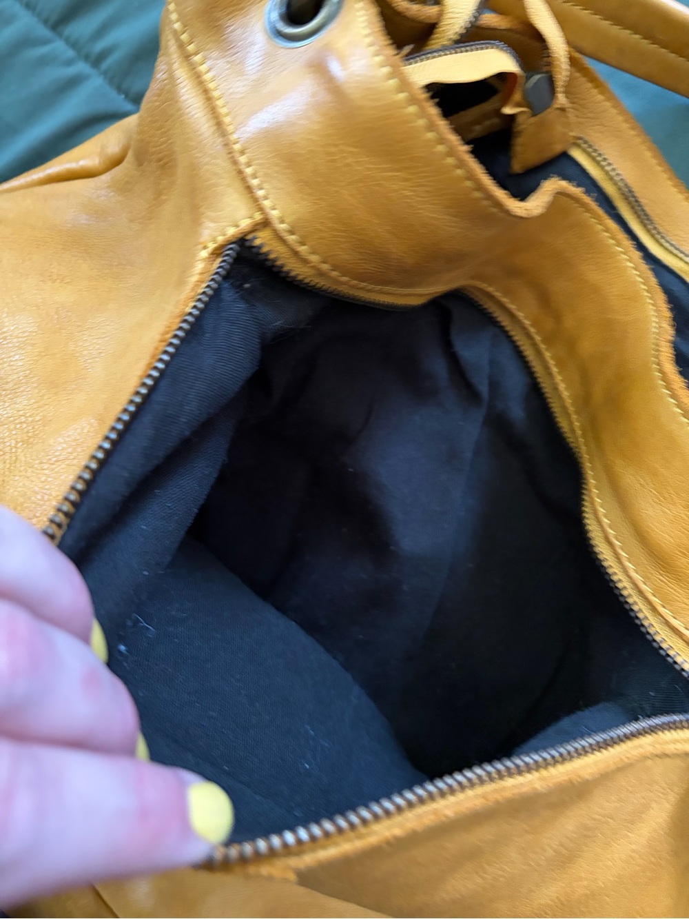 Harbour 2nd Anchor-Emblem Mustard Leather Hobo Bag - Picture 5 of 9